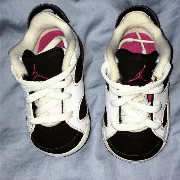 Jordan 6 - Picture 4 of 5